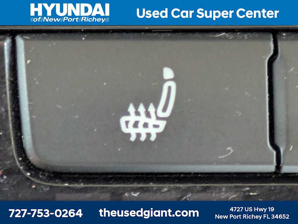 Used 2017 Volkswagen Beetle 1.8T SEL FWD image 26