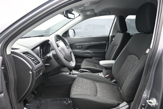 New 2027 Mitsubishi Outlander Sport ES FWD image 6
