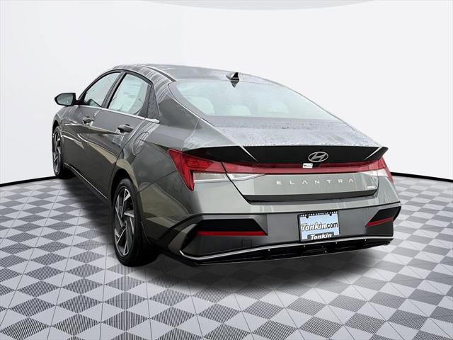 New 2026 Hyundai Elantra Limited image 5