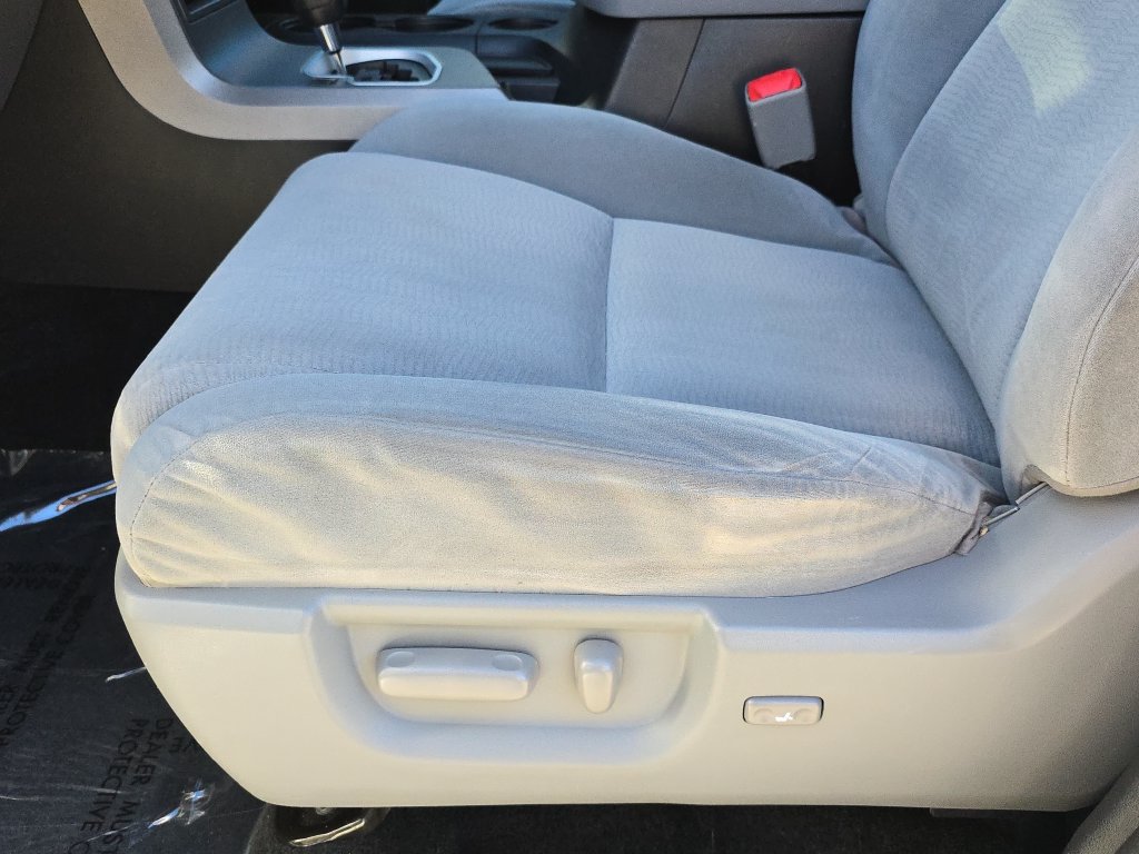 Used 2014 Toyota Sequoia SR5 AWD/4WD image 21