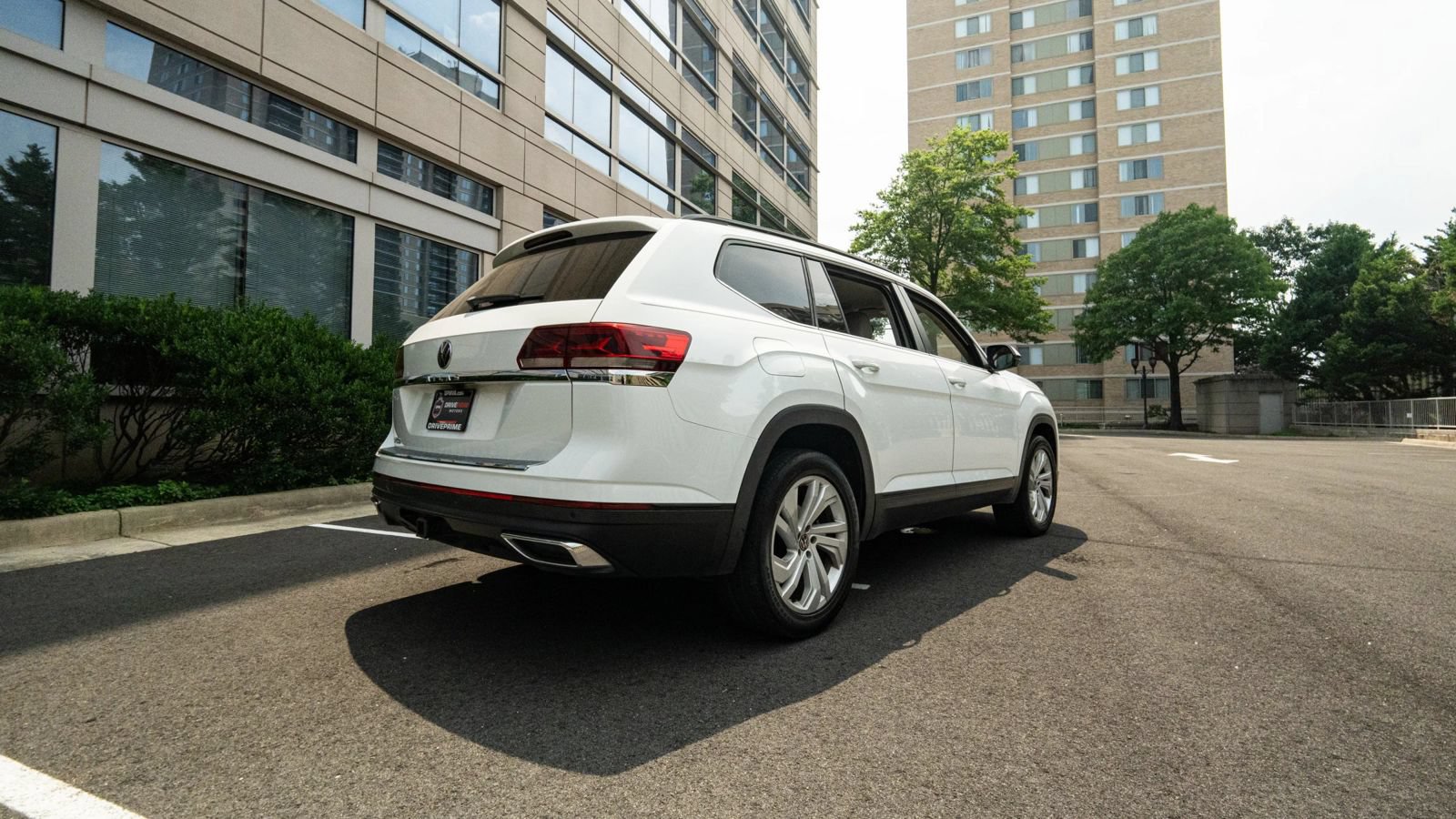 Used 2021 Volkswagen Atlas SE FWD image 3