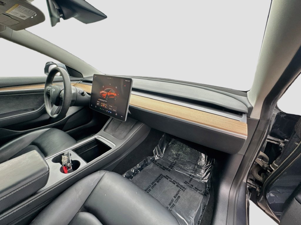 Used 2023 Tesla Model 3 Standard Range RWD image 29
