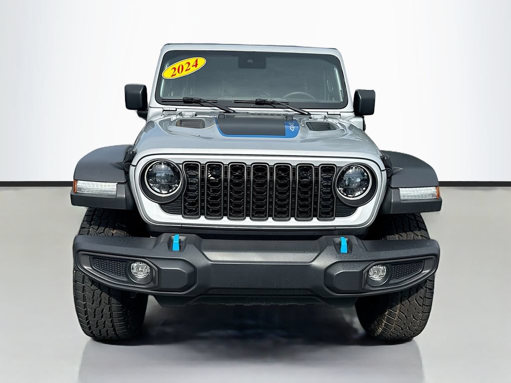 Used 2024 Jeep Wrangler Unlimited Rubicon 4xe AWD/4WD image 2