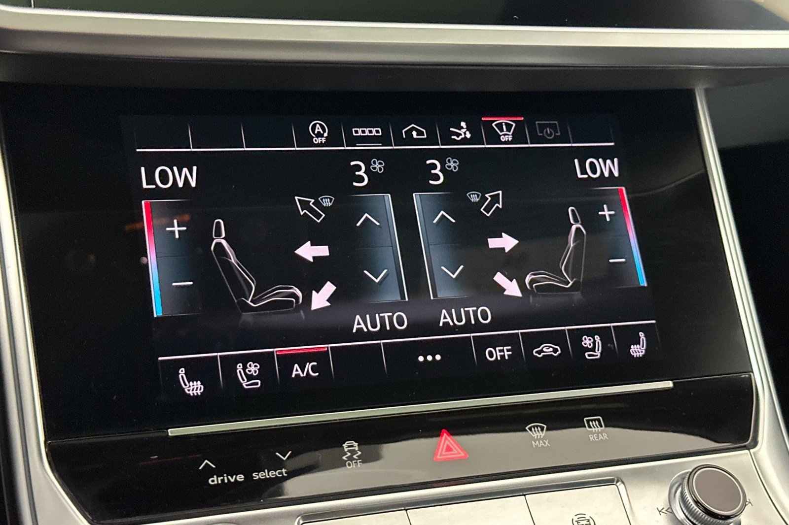 Used 2022 Audi RS 7 Sportback w/ RS 7 Executive Package image 19