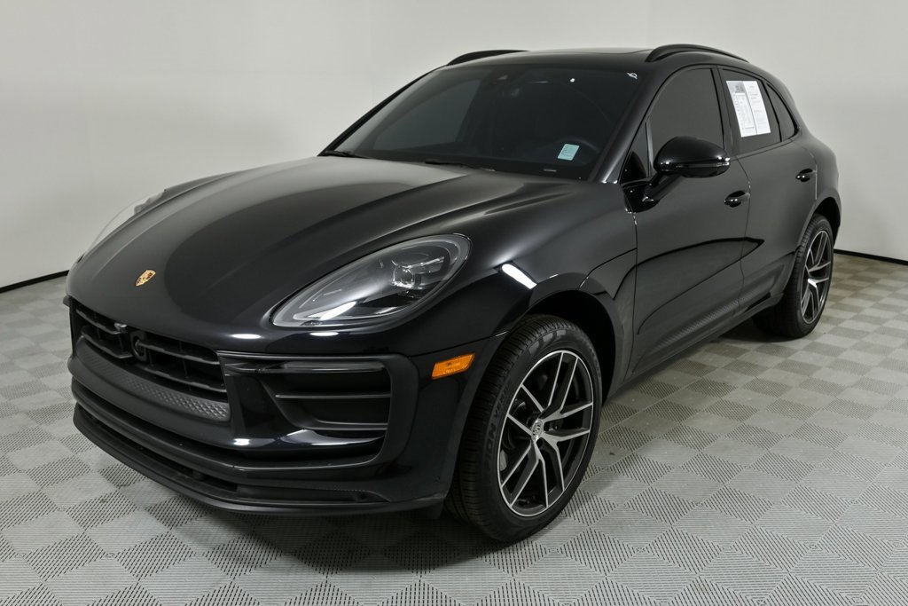 Used 2024 Porsche Macan w/ Premium Plus Package
