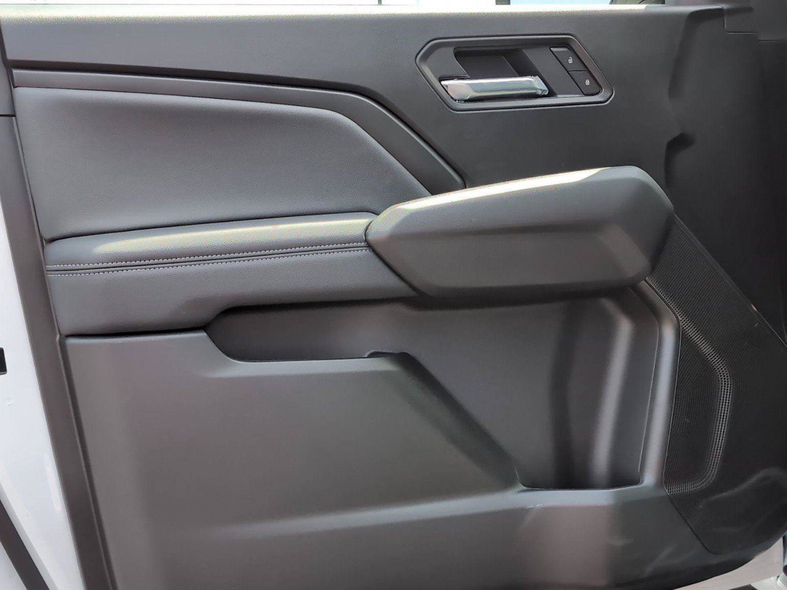 New 2026 GMC Canyon Elevation w/ Convenience Package RWD image 19