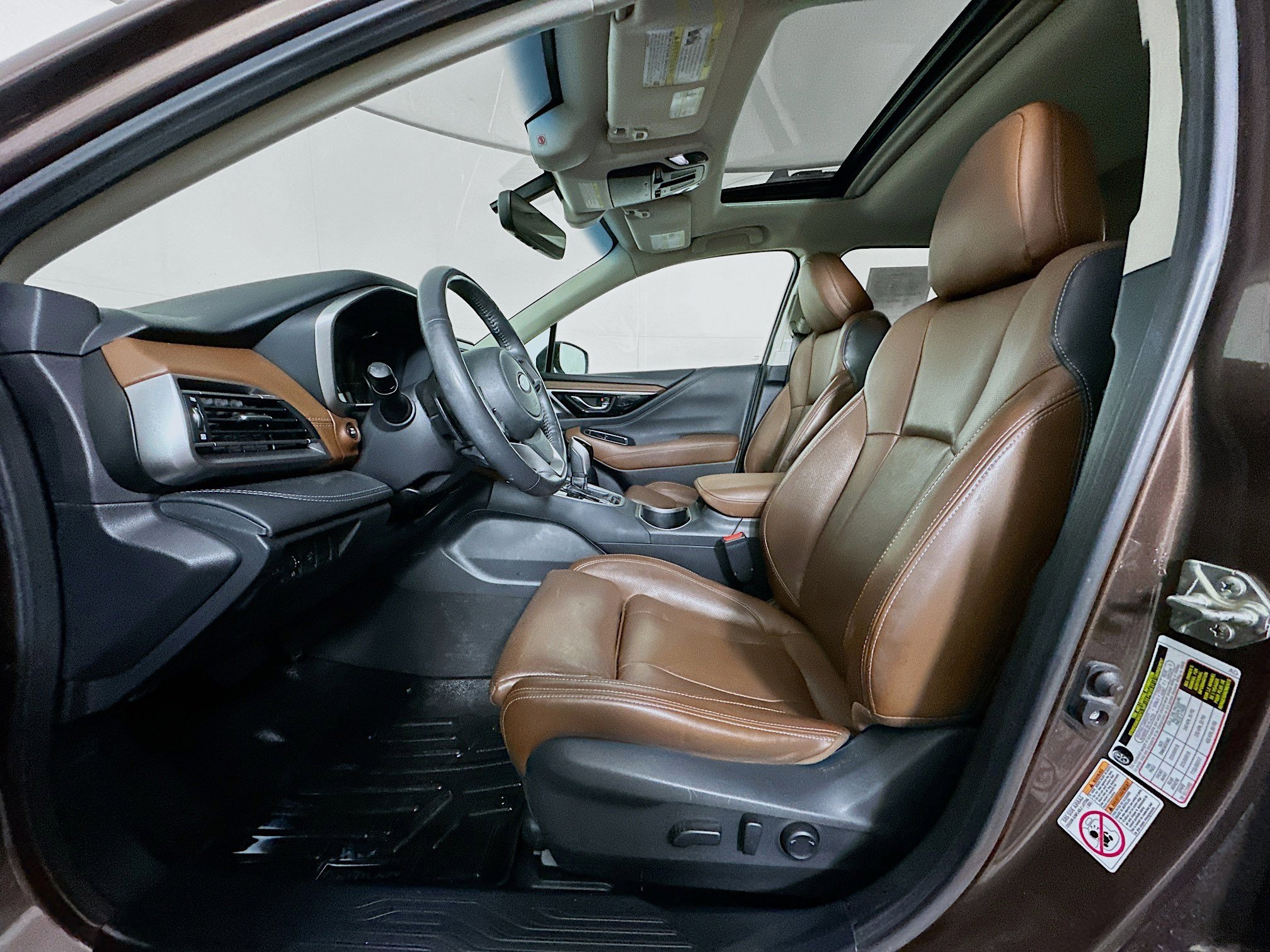 Used 2020 Subaru Outback Touring XT AWD/4WD image 13
