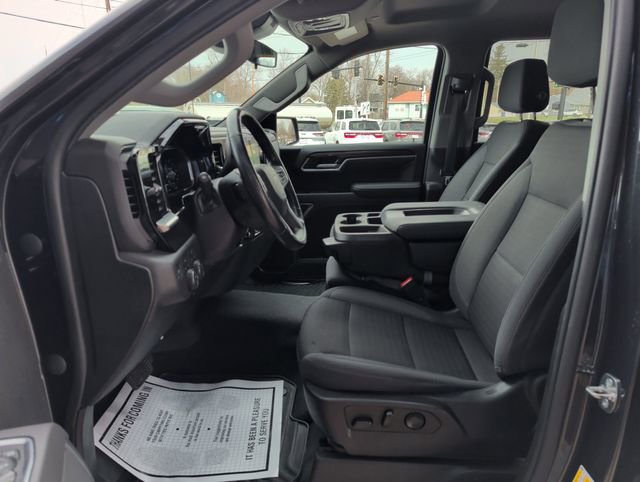 Used 2022 Chevrolet Silverado 1500 LT AWD/4WD image 11