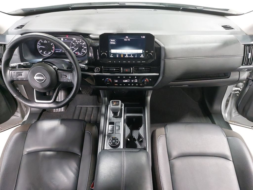 Certified 2024 Nissan Pathfinder SL AWD/4WD image 9
