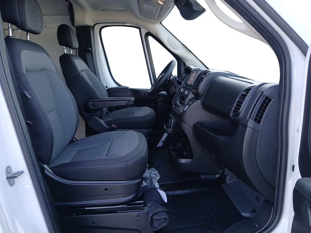 New 2026 RAM ProMaster 2500 w/ Convenience Group FWD image 24