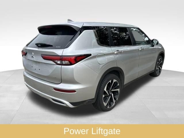 Used 2024 Mitsubishi Outlander SE image 10