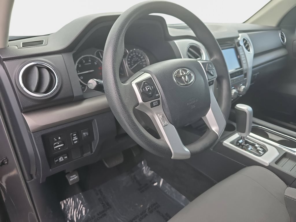 Used 2017 Toyota Tundra SR5 w/ SR5 Upgrade Package RWD image 25