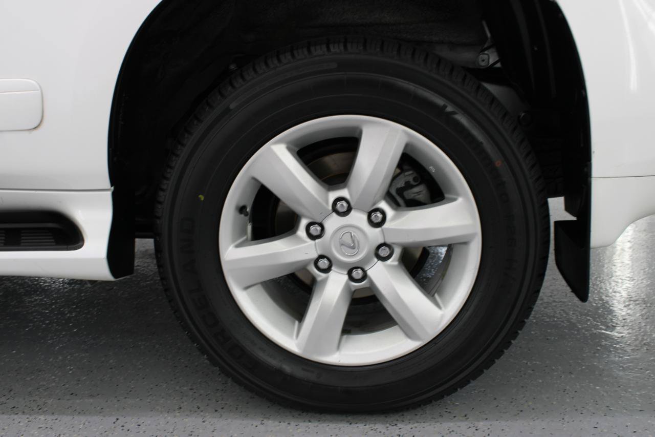 Used 2012 Lexus GX 460 w/ Comfort Plus Pkg AWD/4WD image 85