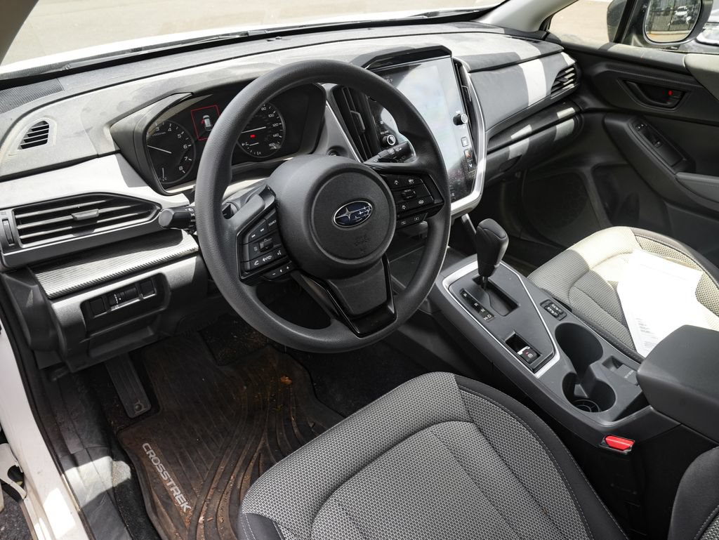 Used 2024 Subaru Crosstrek 2.0i Premium AWD/4WD image 3