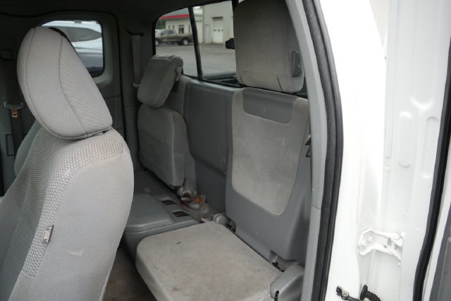 Used 2011 Toyota Tacoma 2WD Access Cab w/ Convenience Pkg image 12
