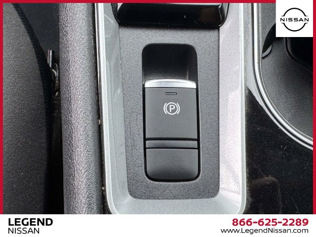 Used 2024 Nissan Altima 2.5 SV AWD/4WD image 31