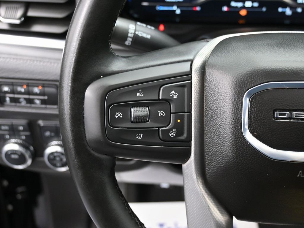 Used 2024 GMC Yukon Denali image 20