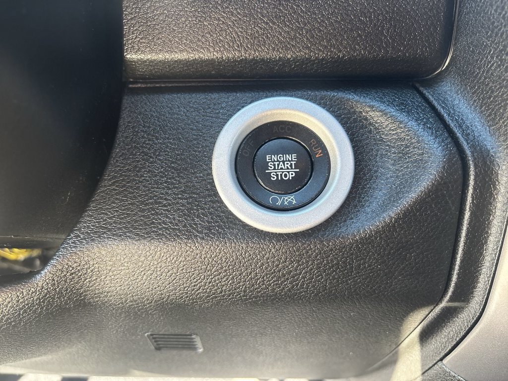 Used 2023 RAM 1500 Warlock AWD/4WD image 17