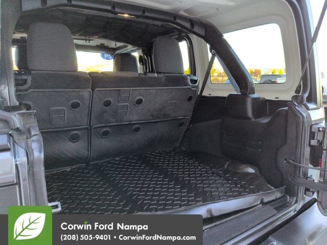 Used 2024 Jeep Wrangler Unlimited Rubicon AWD/4WD image 29