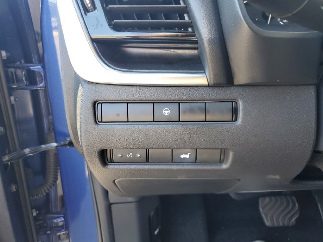 Used 2021 Nissan Rogue SL FWD image 36
