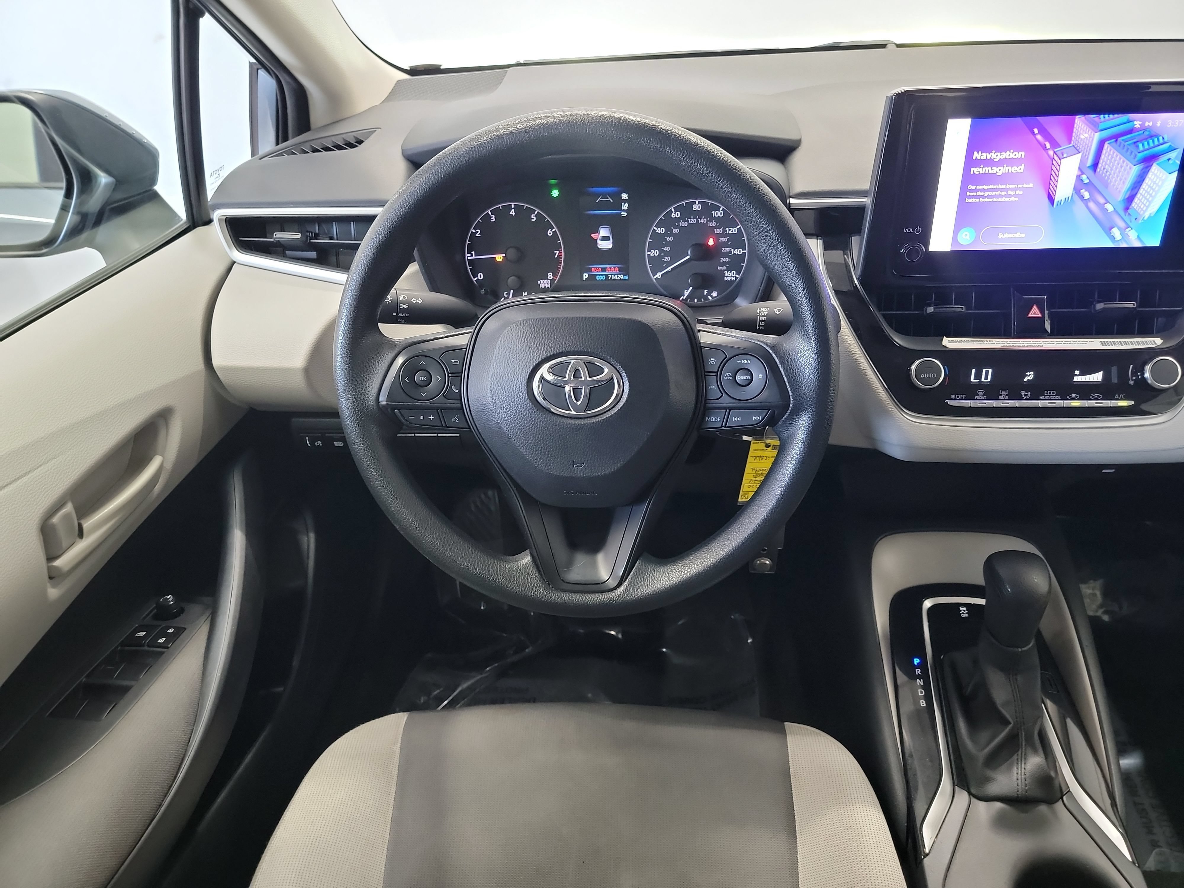 Used 2024 Toyota Corolla LE FWD image 20