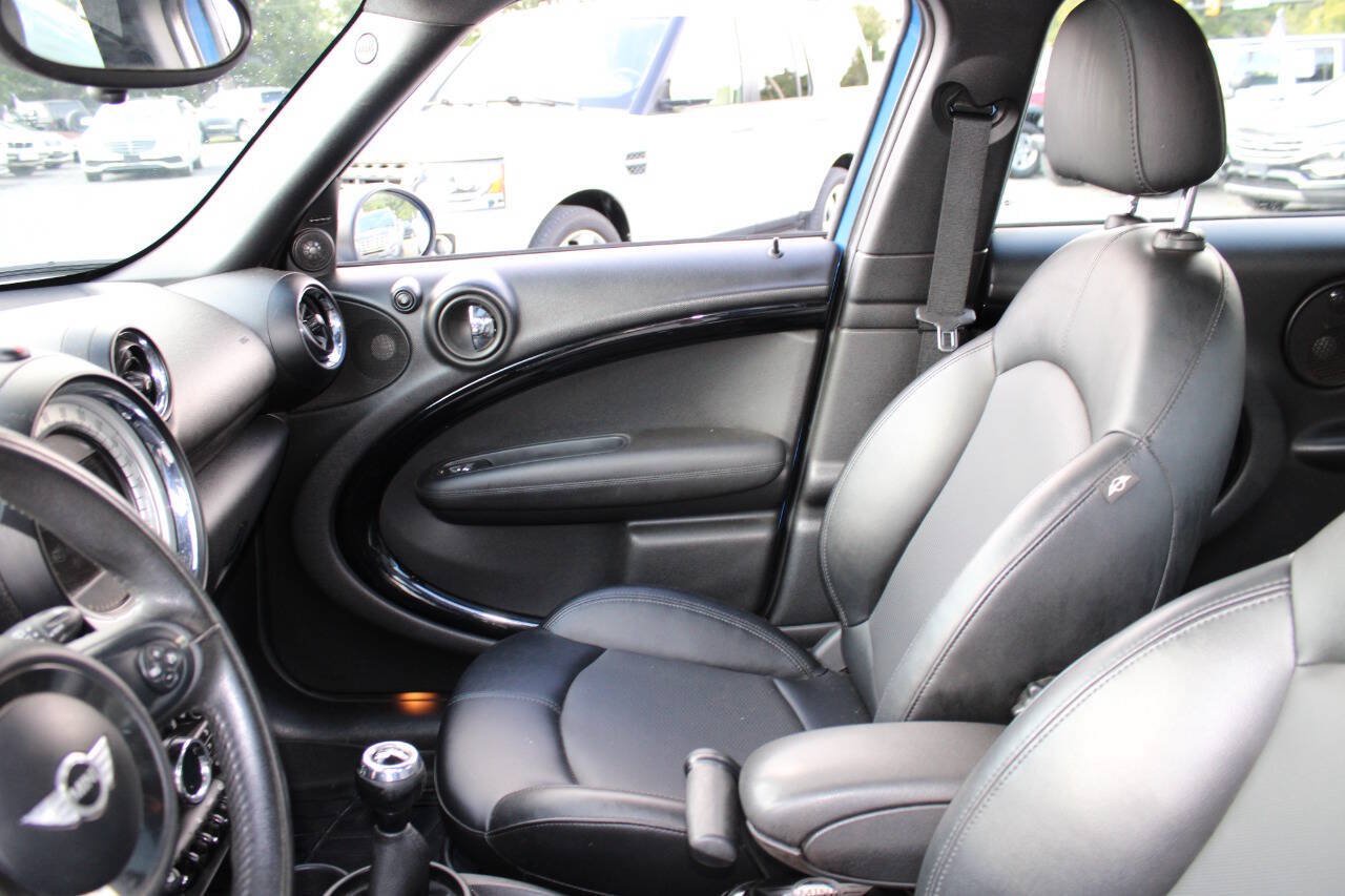 Used 2014 MINI Cooper Countryman S w/ Technology Package AWD/4WD image 14