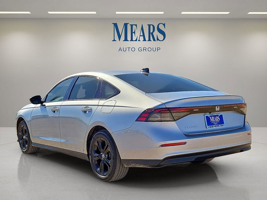 Used 2025 Honda Accord SE image 3
