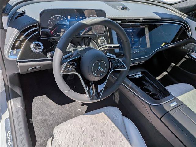 New 2026 Mercedes-Benz E 450 4MATIC Sedan image 3