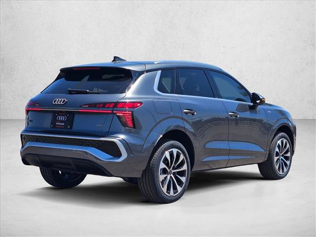 New 2026 Audi Q3 quattro 2.0T AWD/4WD image 2