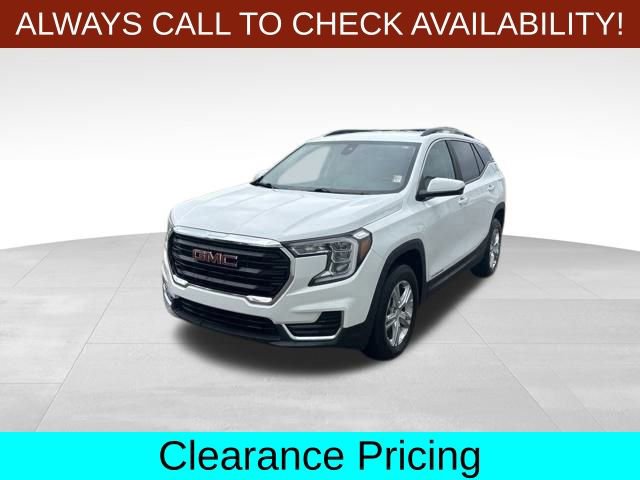 Used 2023 GMC Terrain SLE w/ Driver Convenience Package image 3