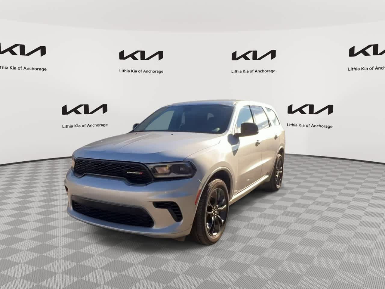 Used 2025 Dodge Durango GT AWD/4WD image 3