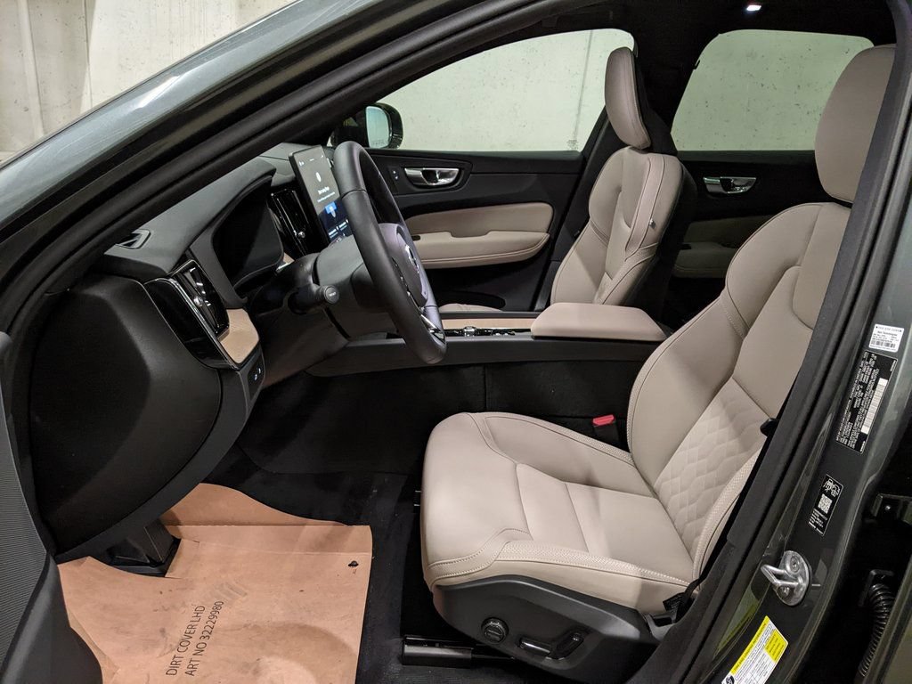 New 2026 Volvo XC60 T8 Core w/ Climate Package AWD/4WD image 11