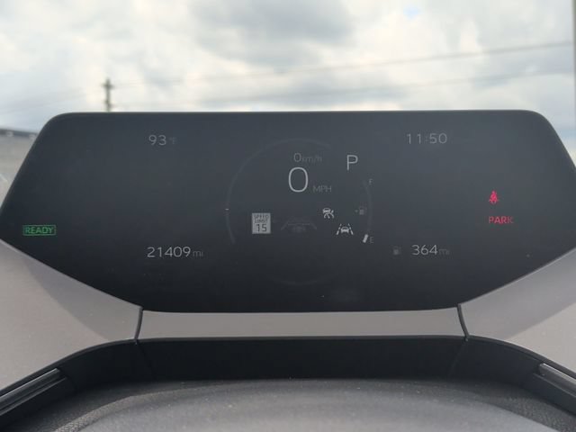 Used 2023 Toyota Prius XLE FWD image 21