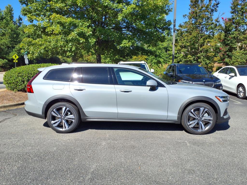 New 2026 Volvo V60 B5 Cross Country Plus w/ Protection Package Premier image 2