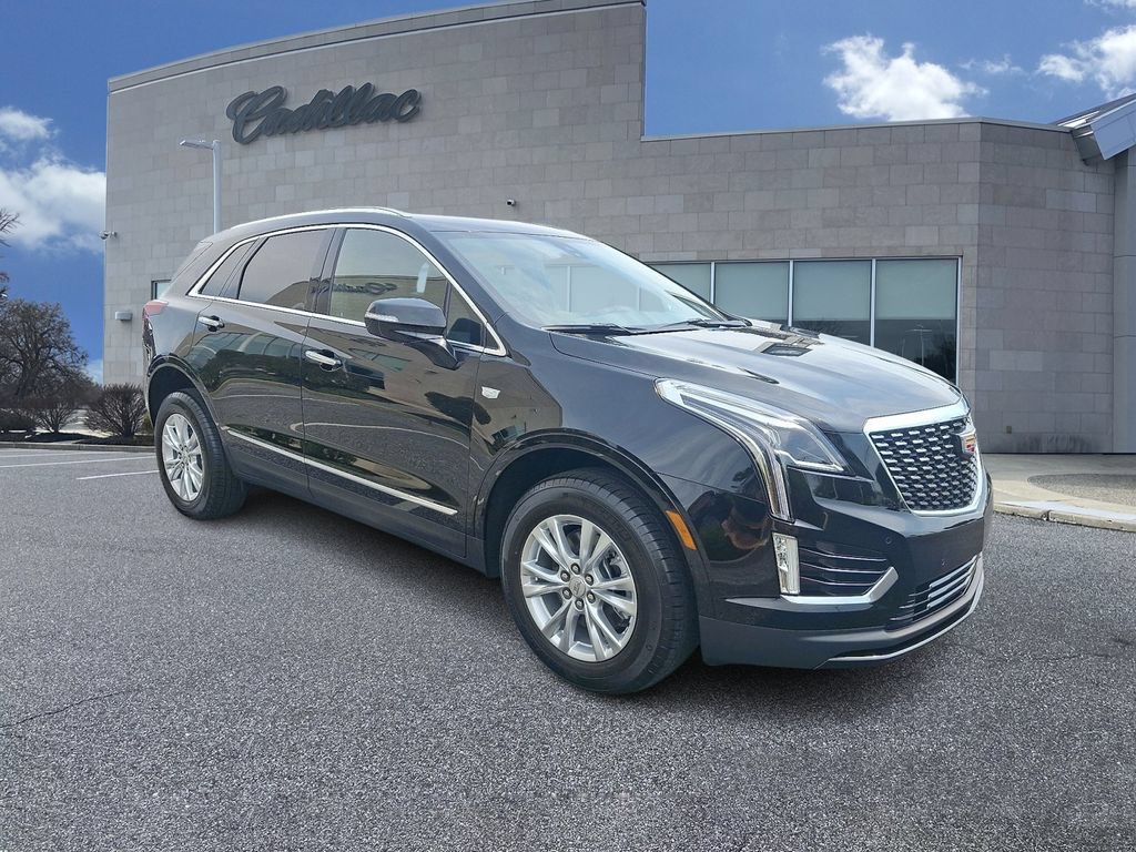 New 2026 Cadillac XT5 Luxury w/ LPO, Floor Liner Package AWD/4WD image 2