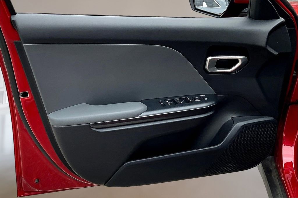 Certified 2025 Kia K4 FWD image 17