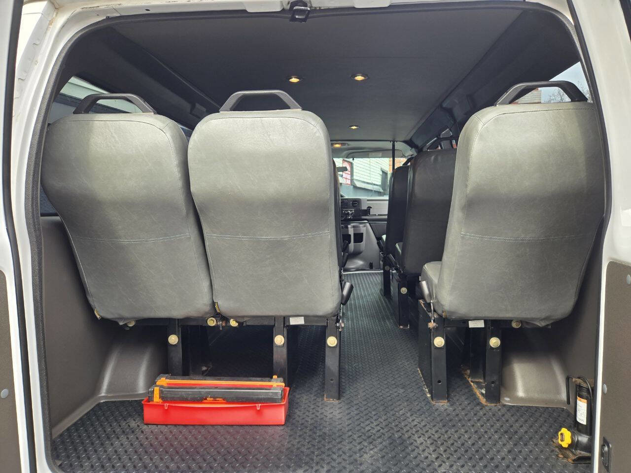Used 2013 Ford E-250 and Econoline 250 w/ PWR Group image 8