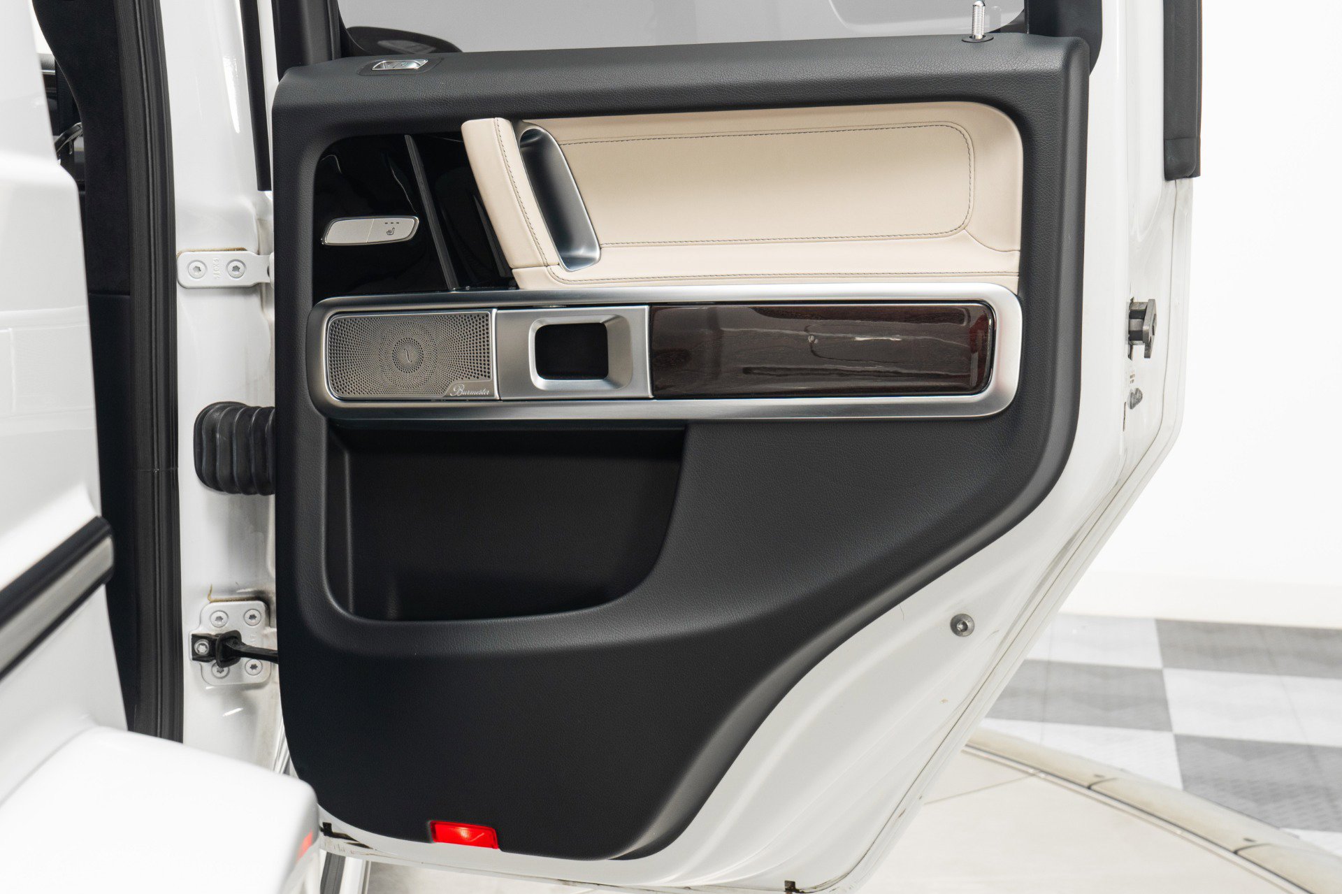 Used 2024 Mercedes-Benz G 550 image 37