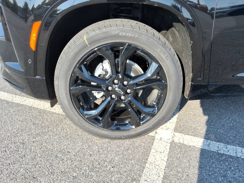 New 2027 Chevrolet Traverse RS FWD image 10