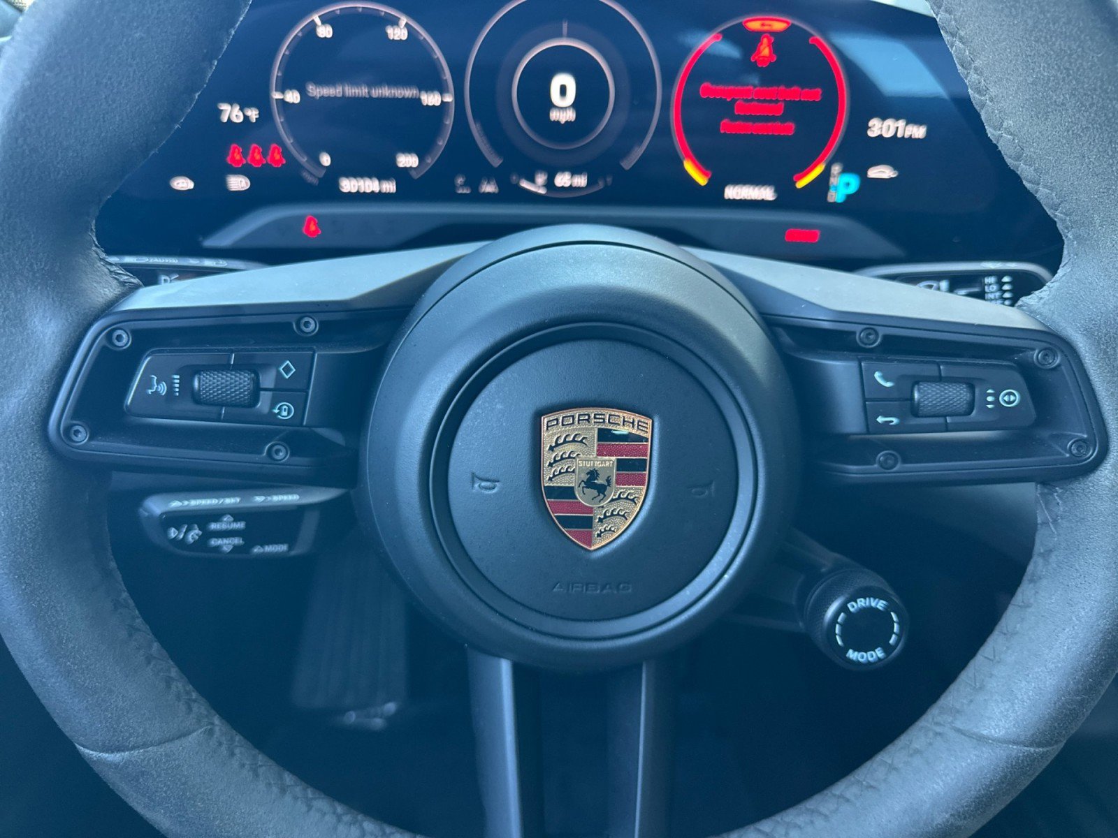 Certified 2022 Porsche Taycan GTS image 23