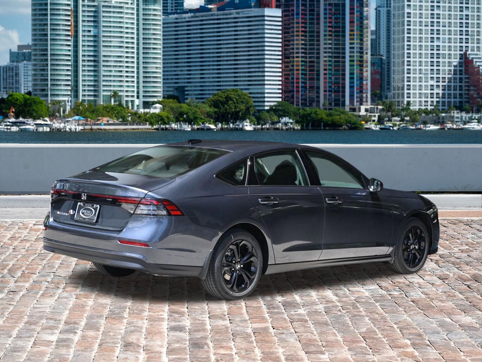 Used 2025 Honda Accord SE image 6