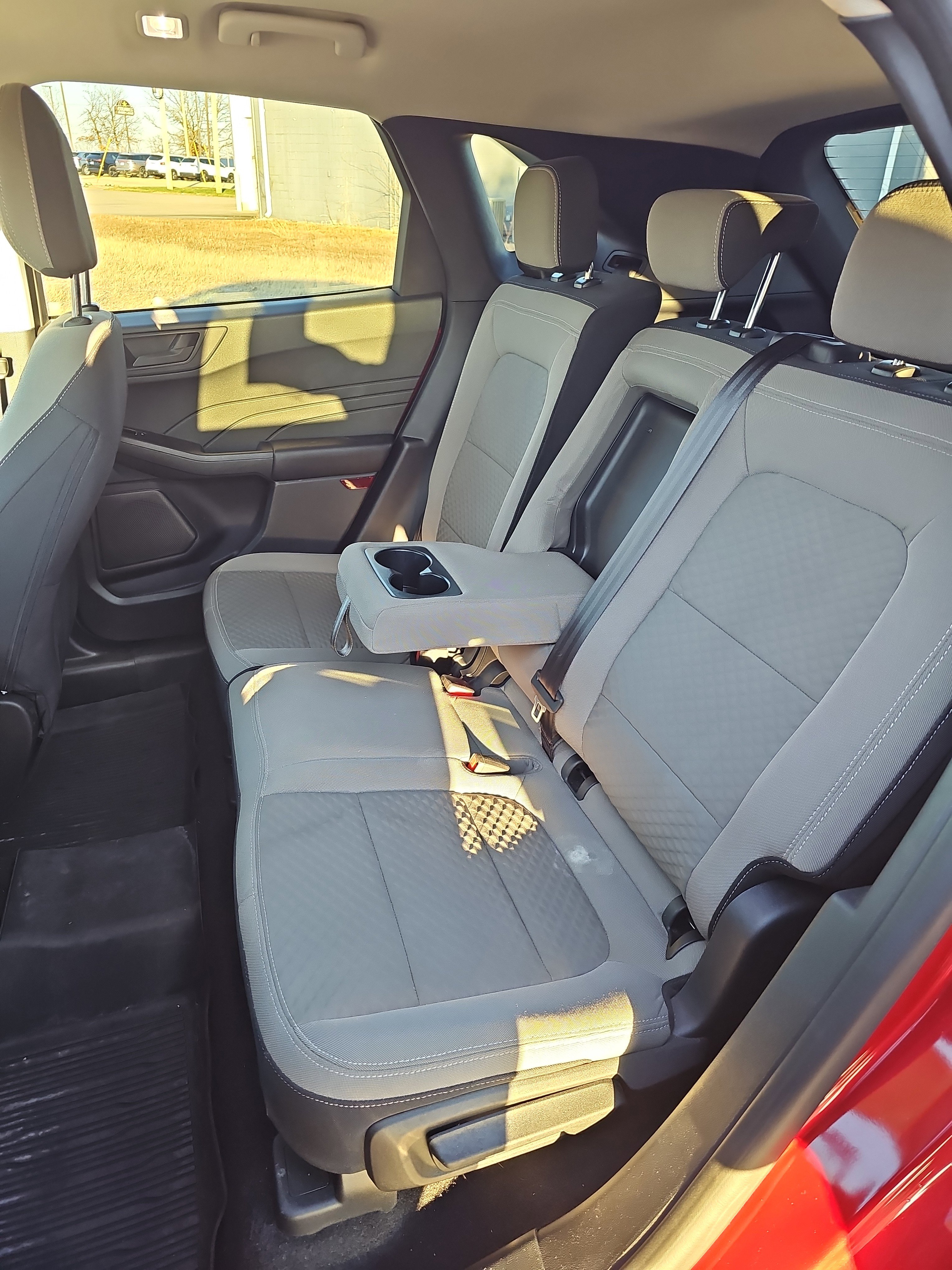 Used 2022 Ford Escape SE w/ SE Sport Appearance Package image 13