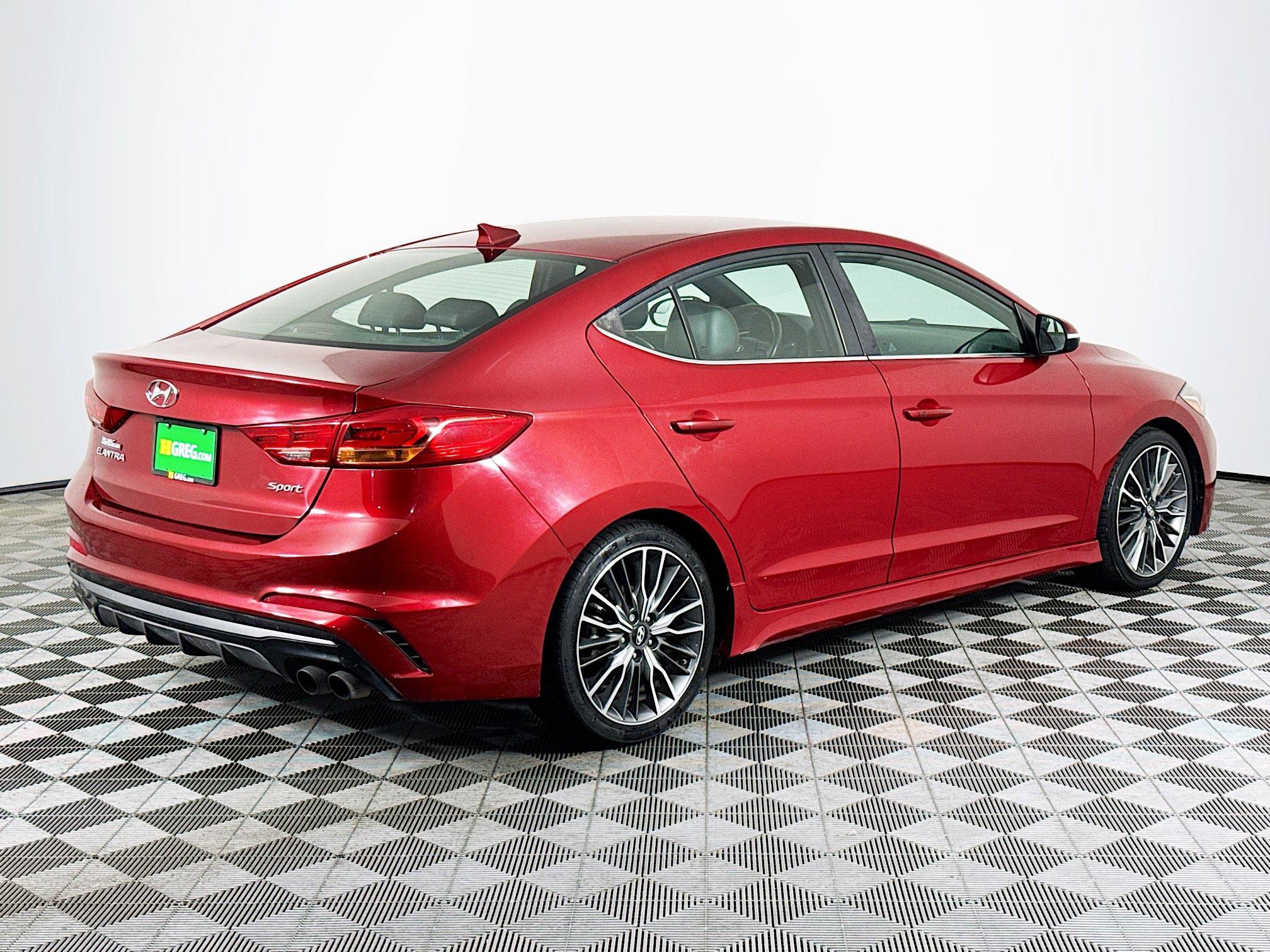 Used 2017 Hyundai Elantra Sport FWD image 10