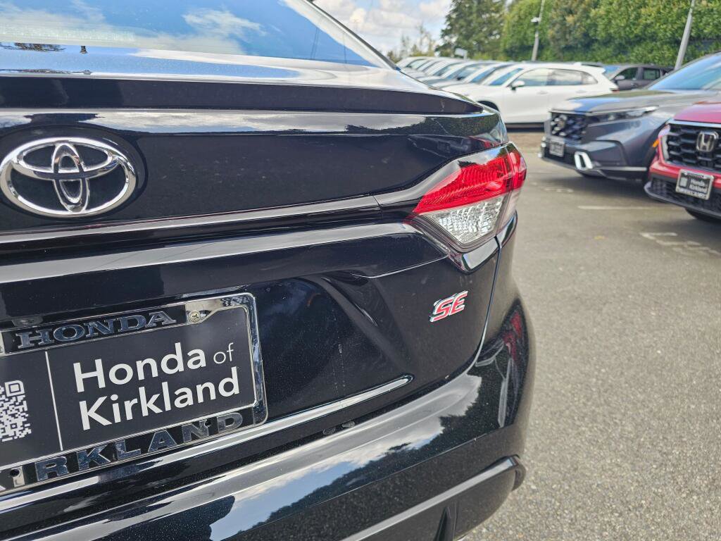 Used 2025 Toyota Corolla SE FWD image 14