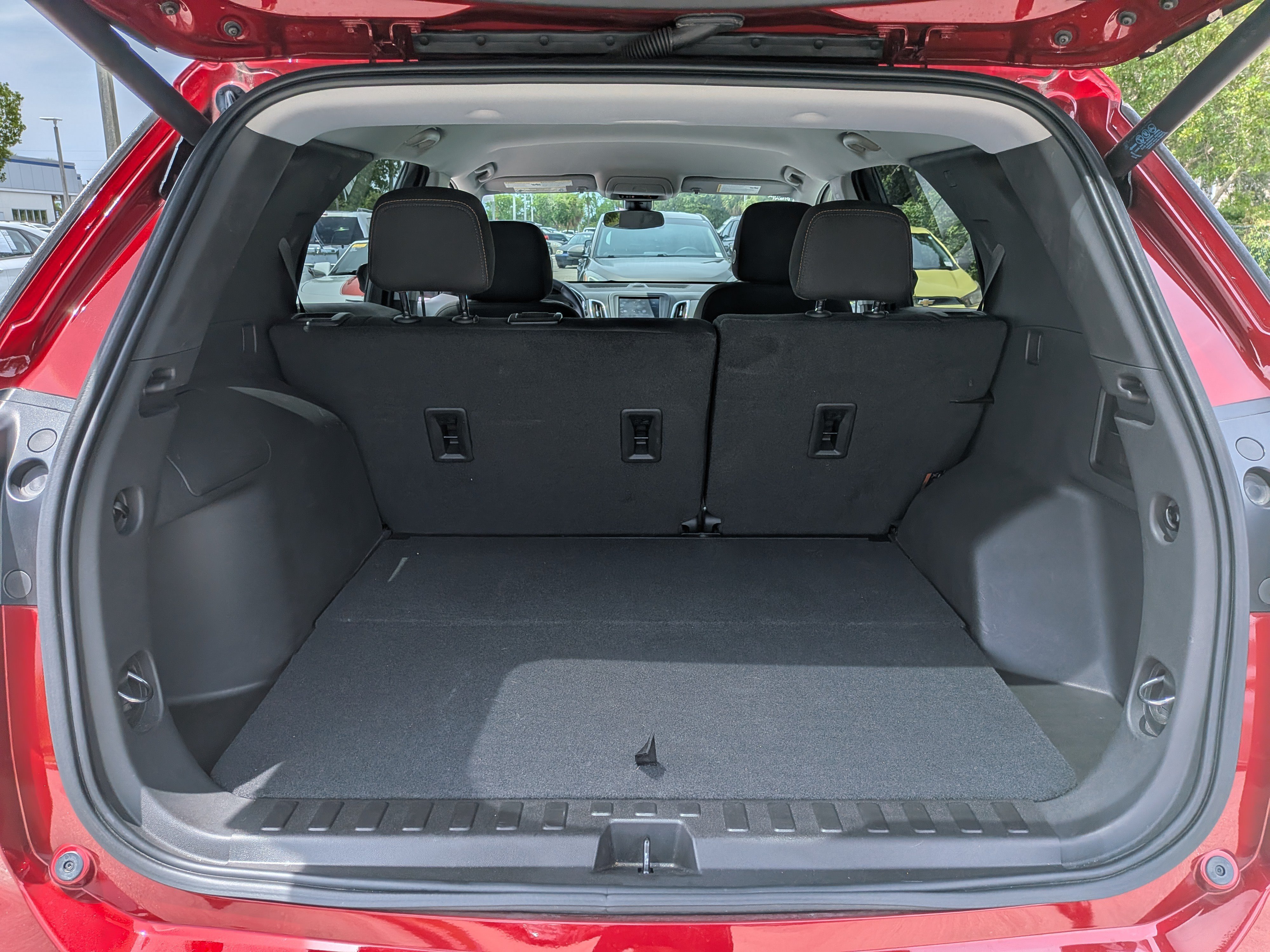 Used 2024 Chevrolet Equinox LT FWD image 13