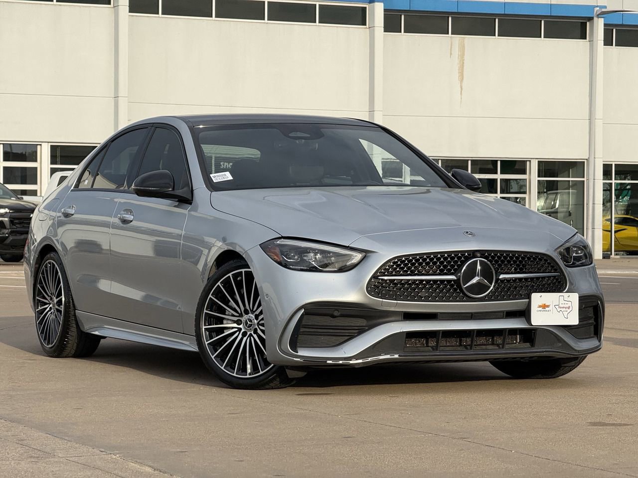 Used 2022 Mercedes-Benz C 300 Sedan image 2