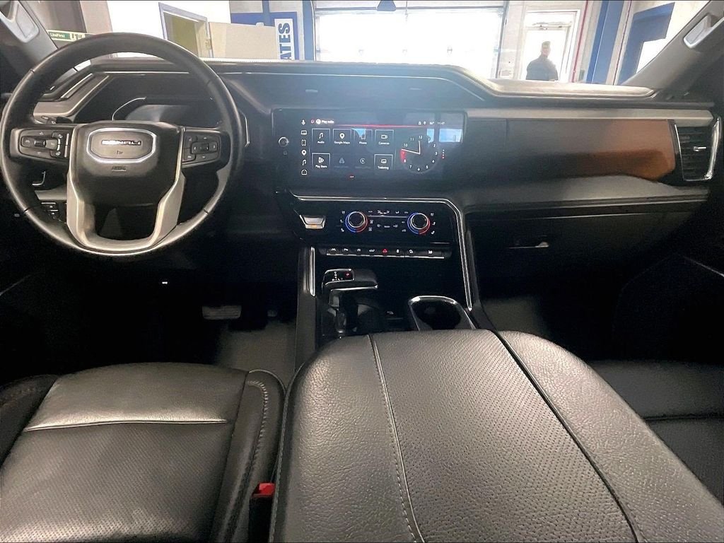 Used 2024 GMC Sierra 1500 Denali AWD/4WD image 21