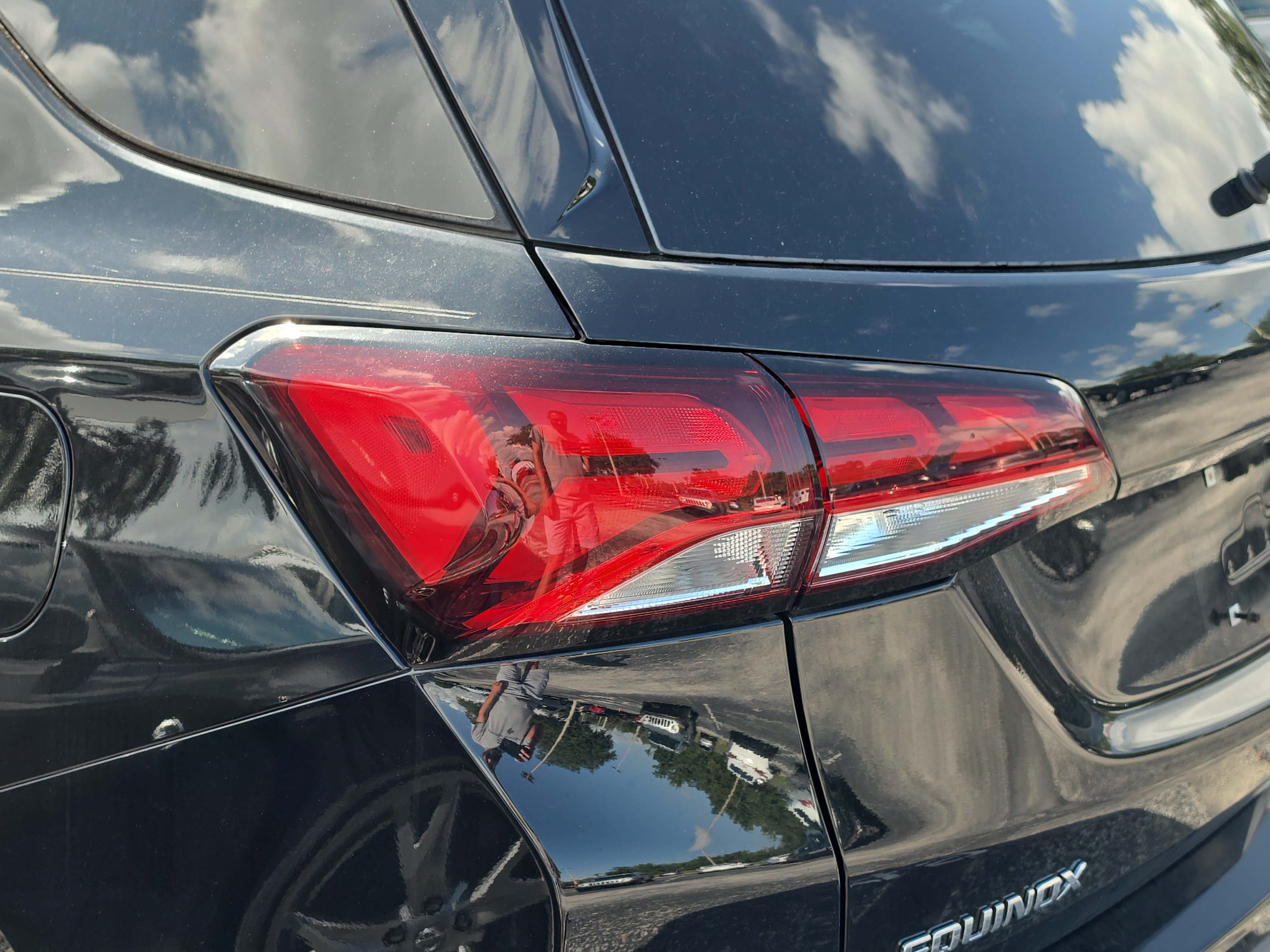 Used 2022 Chevrolet Equinox LT FWD image 10