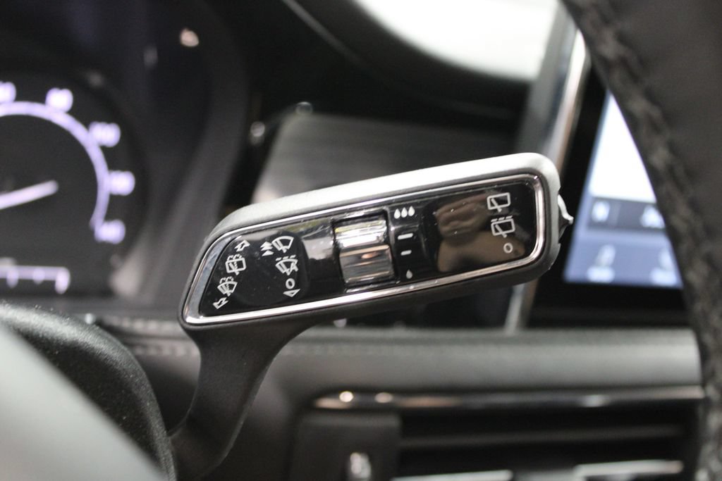 Used 2022 Lincoln Corsair AWD w/ Equipment Group 101A image 41