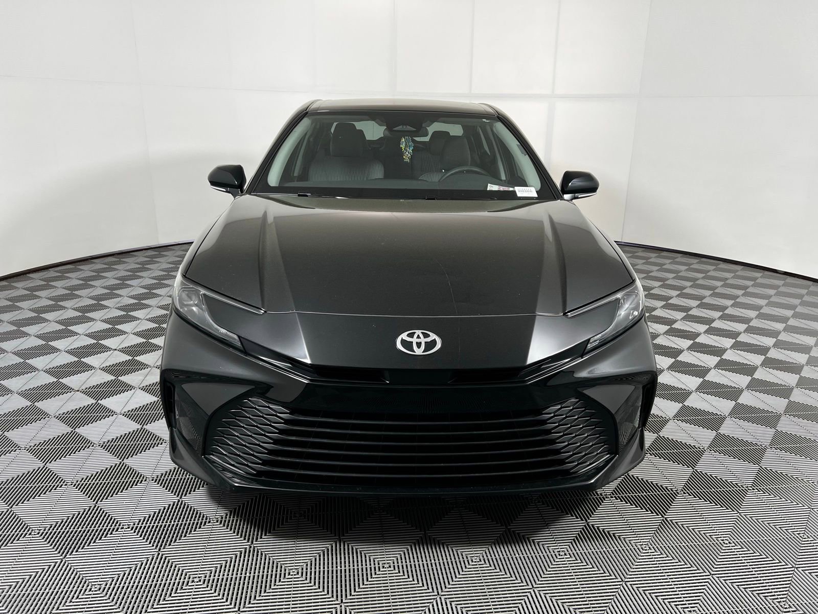 Certified 2025 Toyota Camry LE image 2